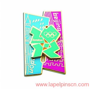 London Olympic Games lapel pins sale in Beijing in July