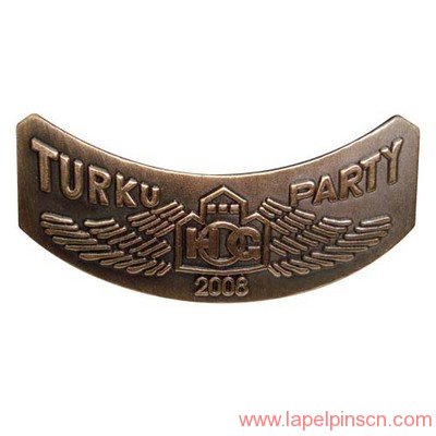 turku party lapel pin maker